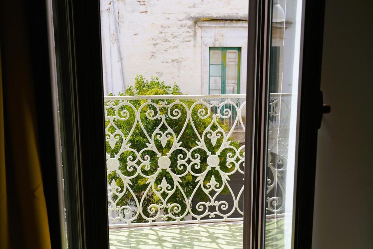 Domus Magistri - A Pochi Passi Dal Centro Storico Villa Ostuni Exterior photo